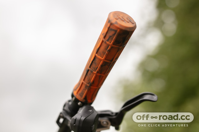 Copper discount mtb grips